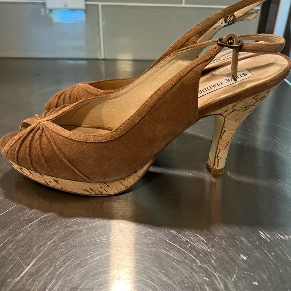 Steve Madden, leather/suede, cork heel. Color caramel/tan, size 10 , 4” heel